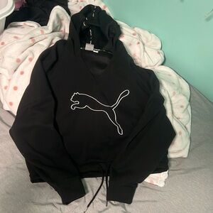 Black cropped puma hoodie